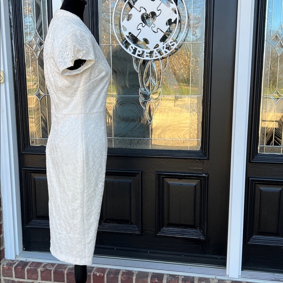 Betsey Johnson Lace Dressπ€ - Picture 6 of 10